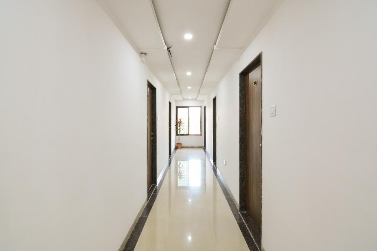 Sukrangu Palace Hotel Shirdi Exterior photo